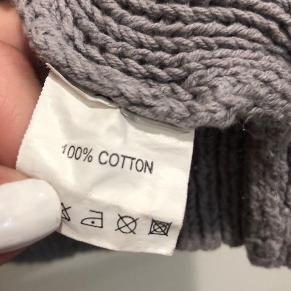 Miss Finch Grey Pullover Sweater w/ Cut outs Holes - Picture 4 of 4